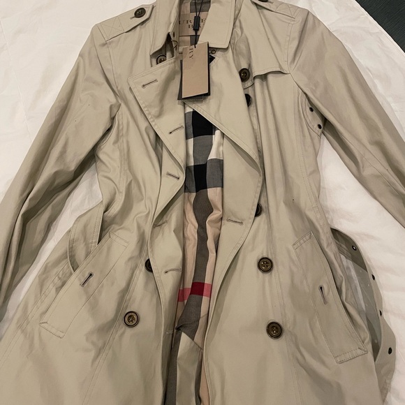 Trench coat - Picture 5 of 5